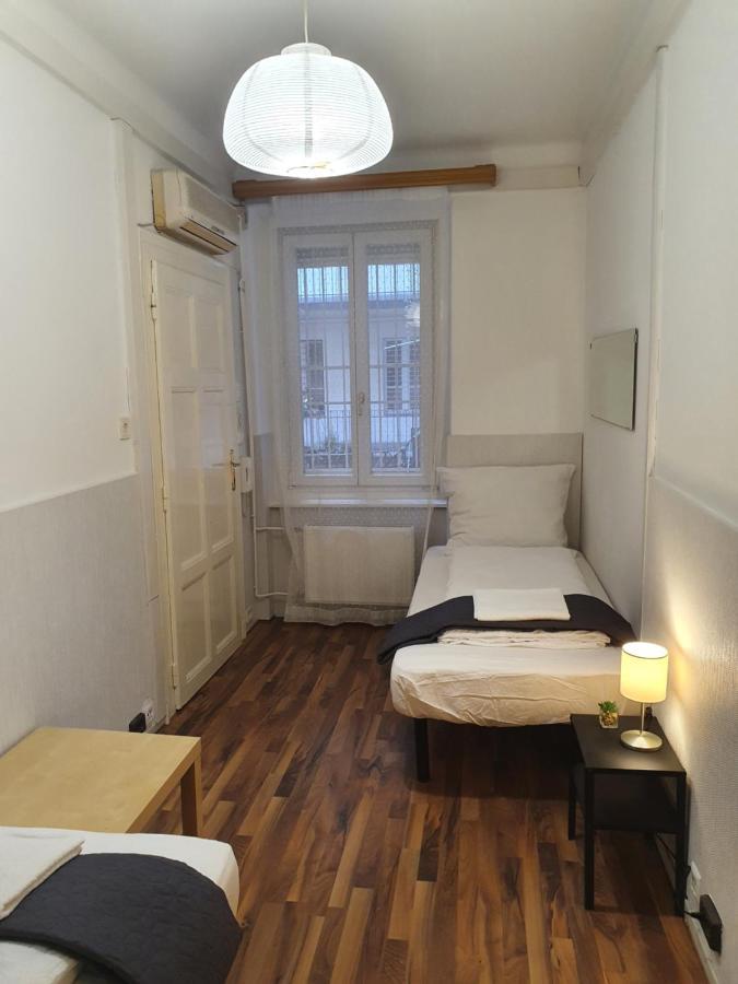 Cozy Apartment On Raday Corso Будапеща Екстериор снимка